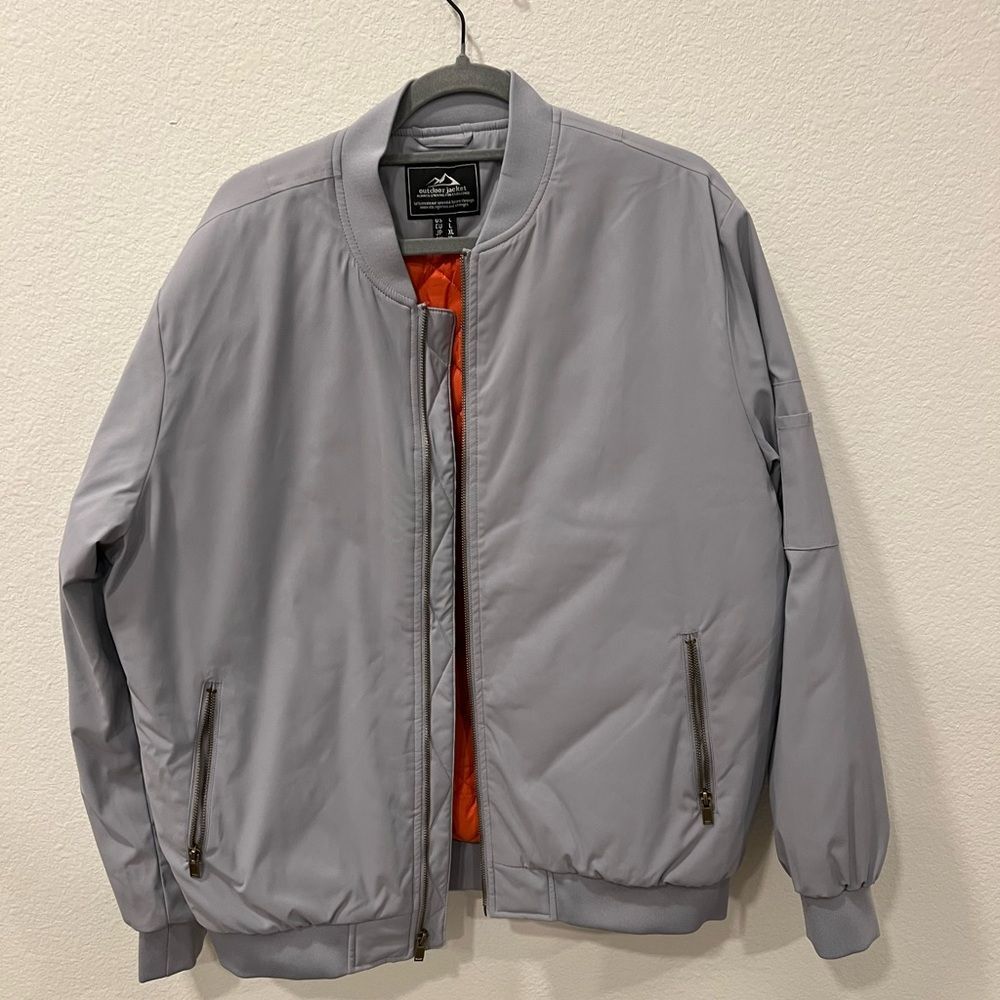 NWOT bomber jacket Large